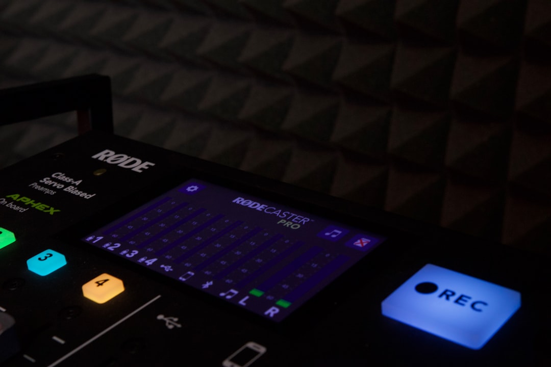 Podcast Başlatma Rehberi: Ekipman ve Monetizasyon Yöntemleri konusunda görsel