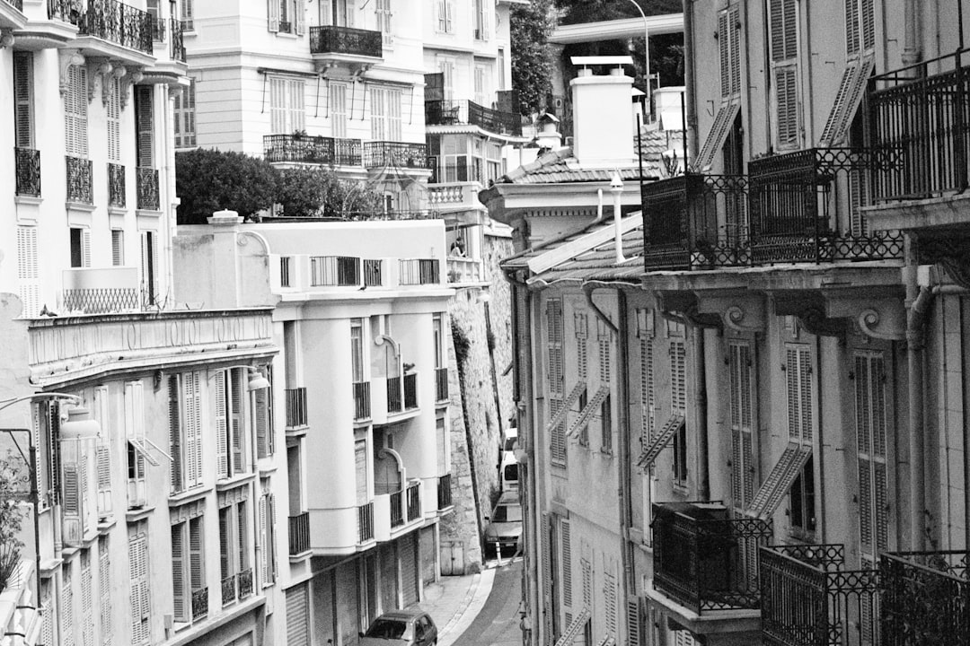 Şirket Adına Alınan Konut Gider Yazma Şartları ile ilgili görsel