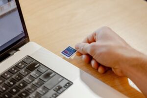 e-Fatura Geçiş Zorunluluğu – 2025 Ciro Limiti Kaç TL? görseli